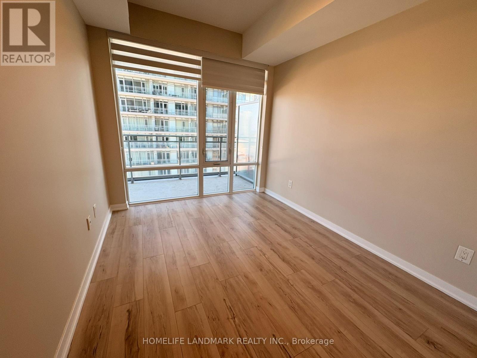 1702 - 360 Square One Drive, Mississauga, Ontario  L5B 0G7 - Photo 12 - W12987952