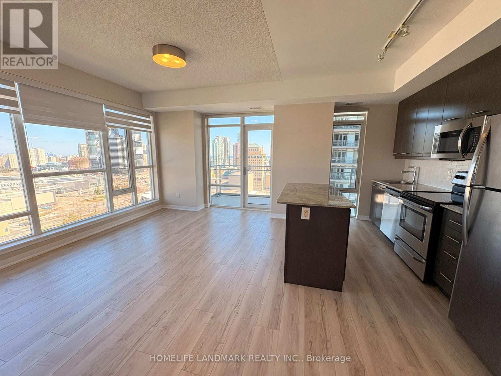 1702 - 360 Square One Drive, Mississauga, Ontario  L5B 0G7 - Photo 2 - W12987952