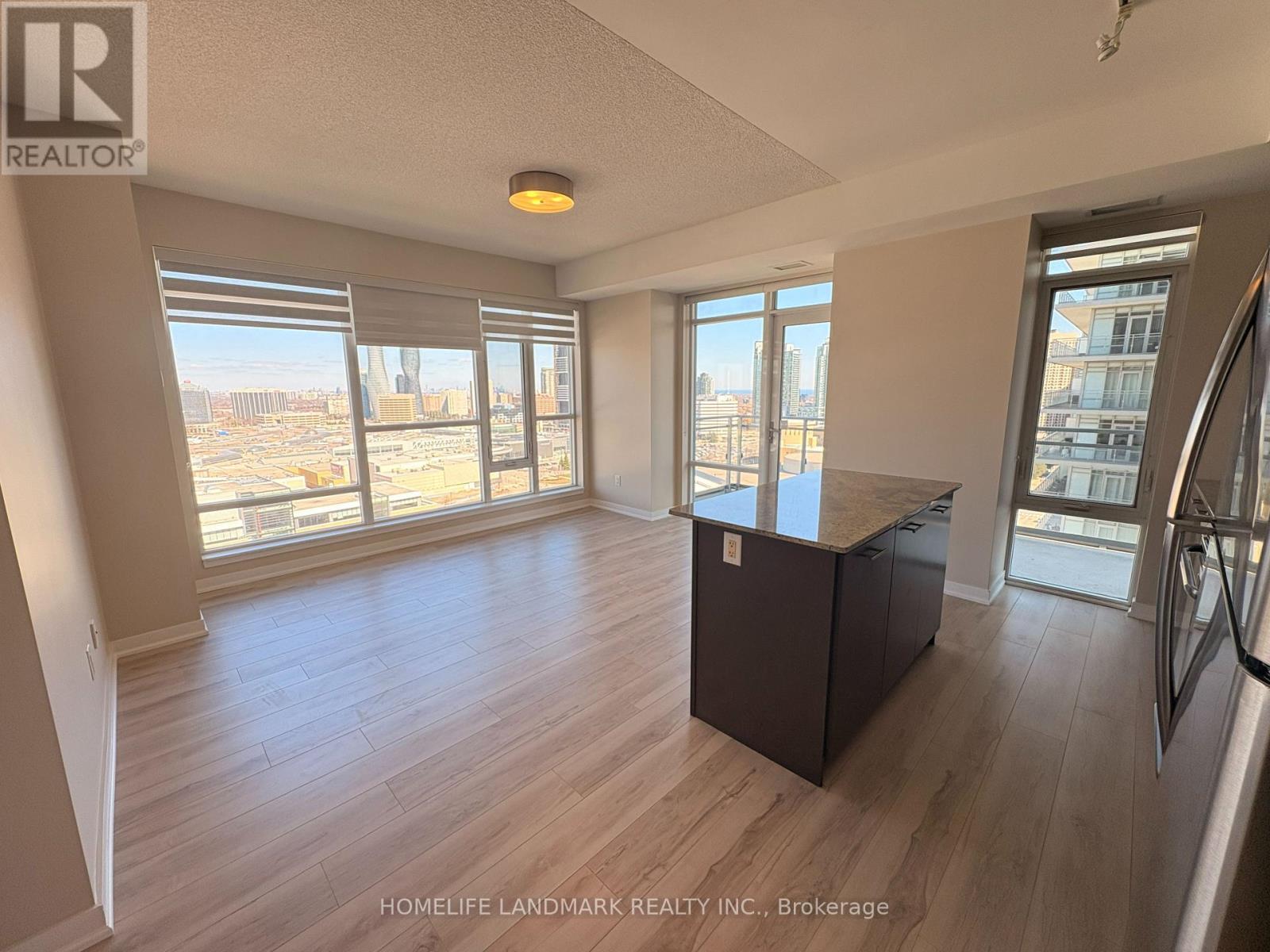 1702 - 360 Square One Drive, Mississauga, Ontario  L5B 0G7 - Photo 3 - W12987952