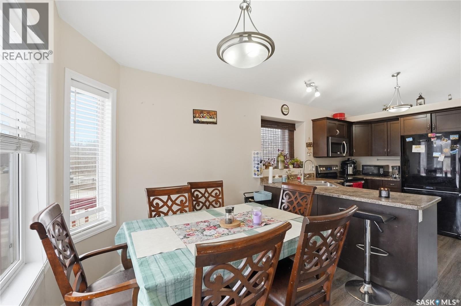 102 Whalley Crescent, Saskatoon, Saskatchewan  S7T 0H9 - Photo 10 - SK032440