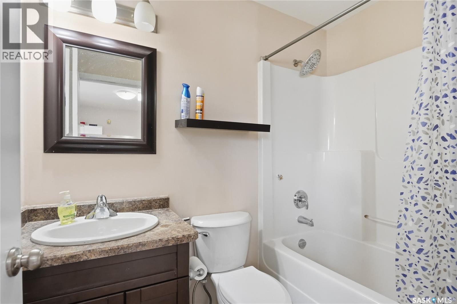 102 Whalley Crescent, Saskatoon, Saskatchewan  S7T 0H9 - Photo 15 - SK032440