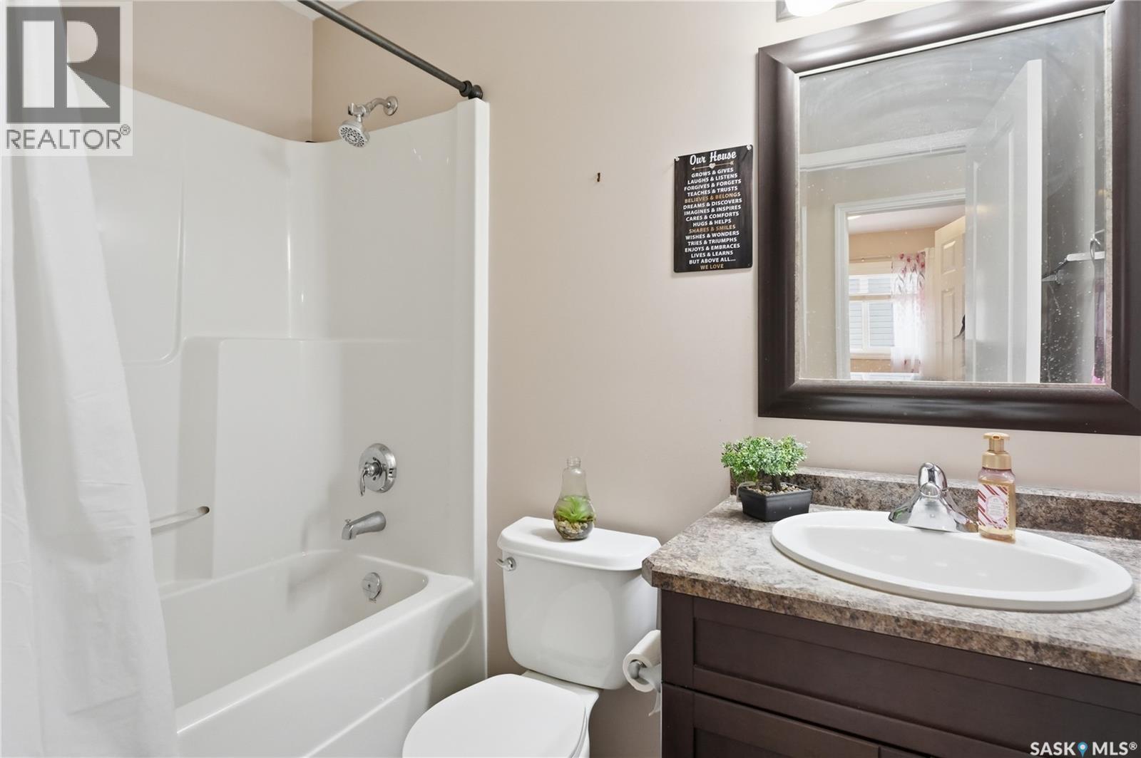 102 Whalley Crescent, Saskatoon, Saskatchewan  S7T 0H9 - Photo 18 - SK032440