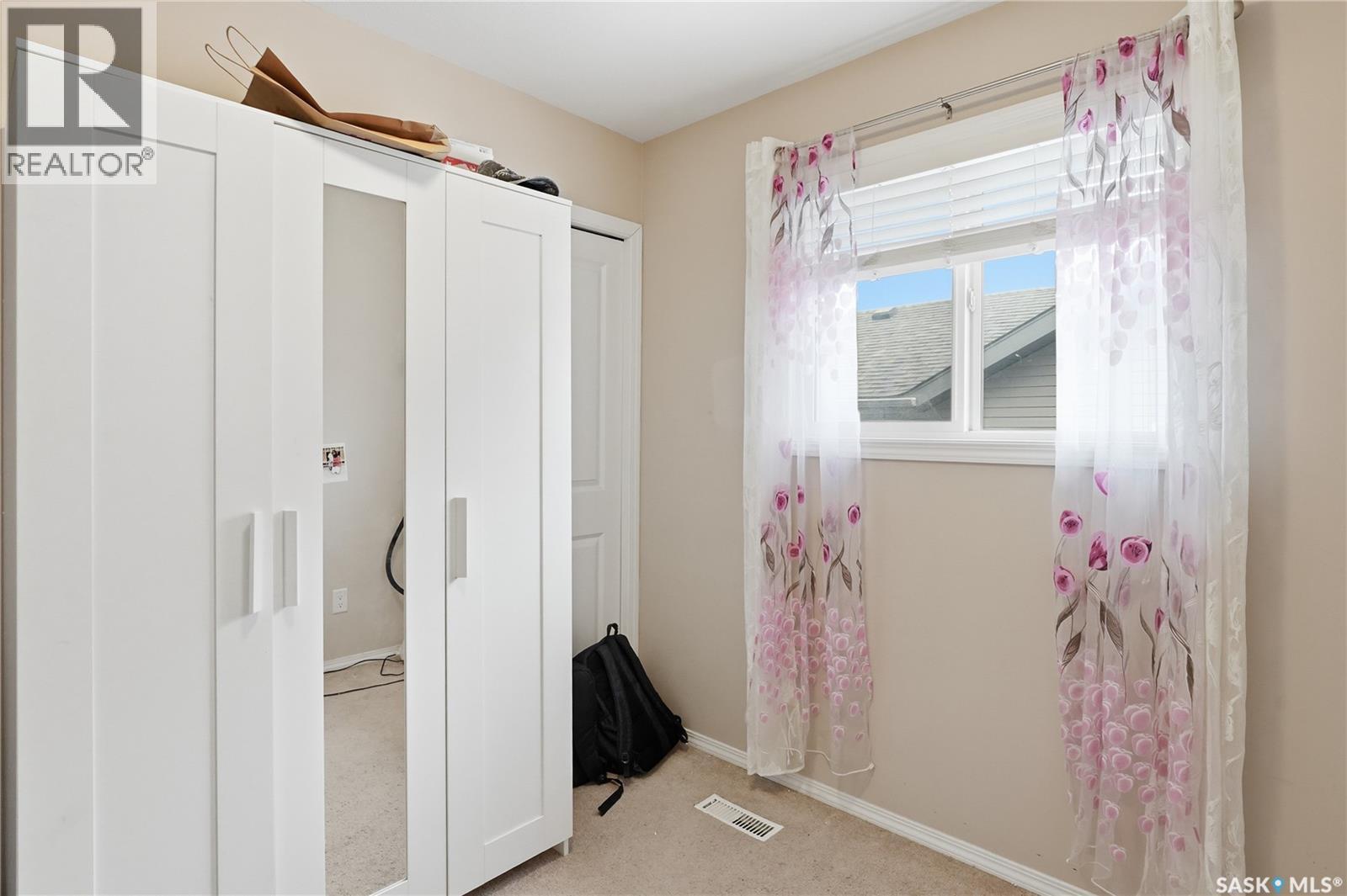 102 Whalley Crescent, Saskatoon, Saskatchewan  S7T 0H9 - Photo 19 - SK032440