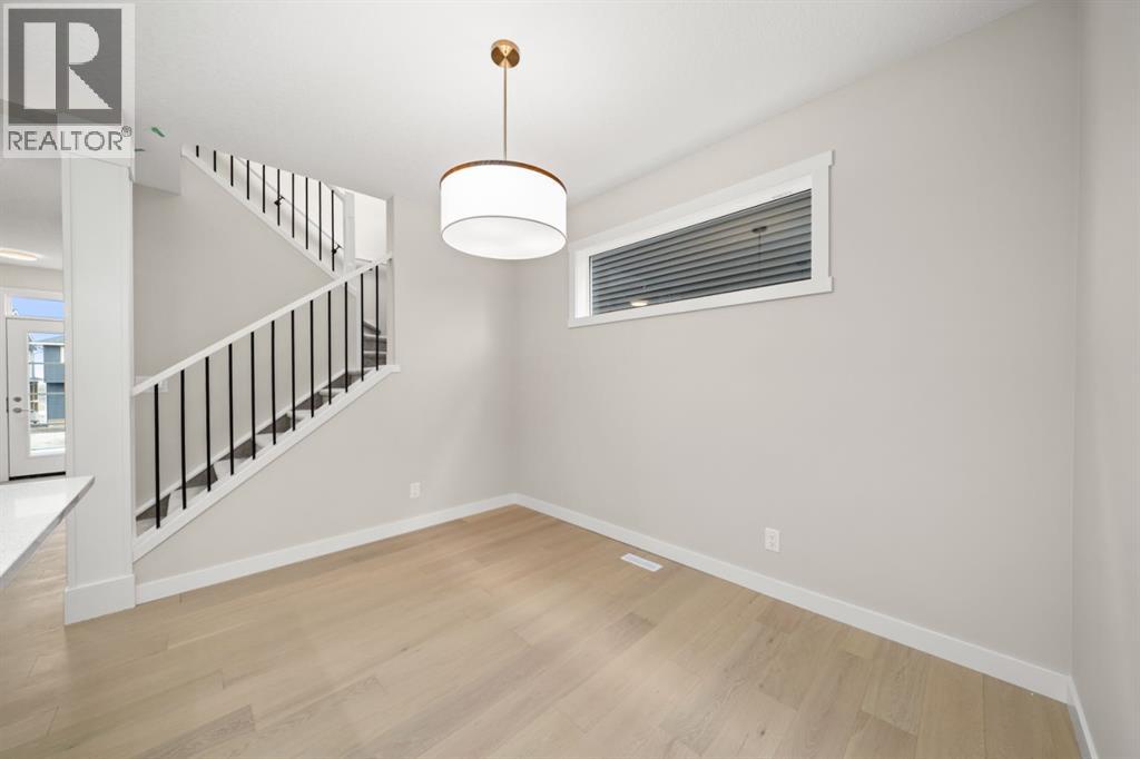 102 Sora Gardens Se, Calgary, Alberta  T3S 0V3 - Photo 5 - A2285766