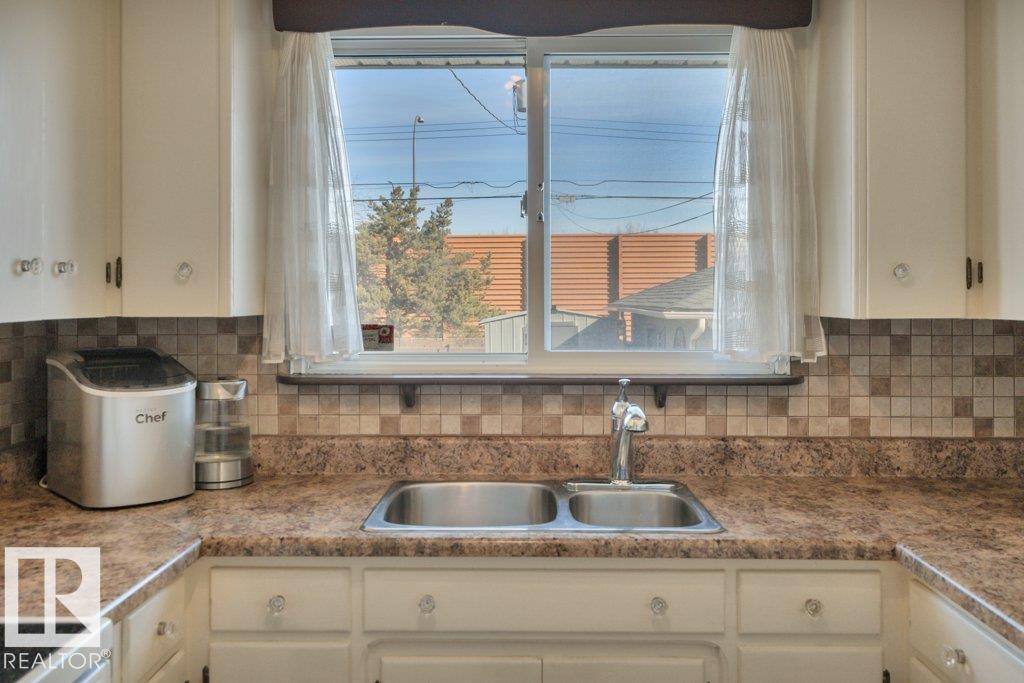 15982 110b Av NW, Edmonton, Alberta  T5P 1J4 - Photo 16 - E4481946