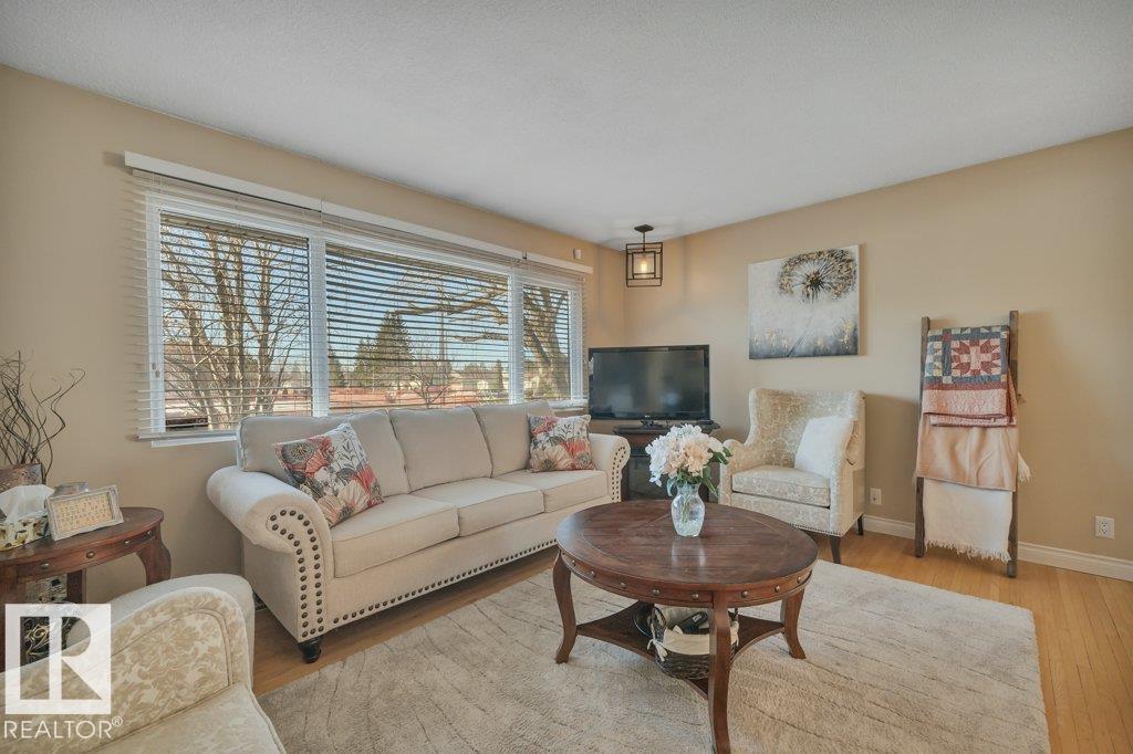 15982 110b Av NW, Edmonton, Alberta  T5P 1J4 - Photo 8 - E4481946