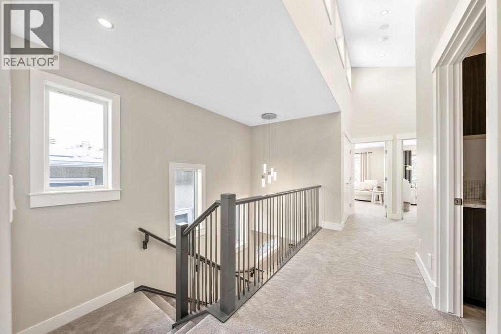 1126 40 Street Sw, Calgary, Alberta  T3C 1W6 - Photo 15 - A2296539