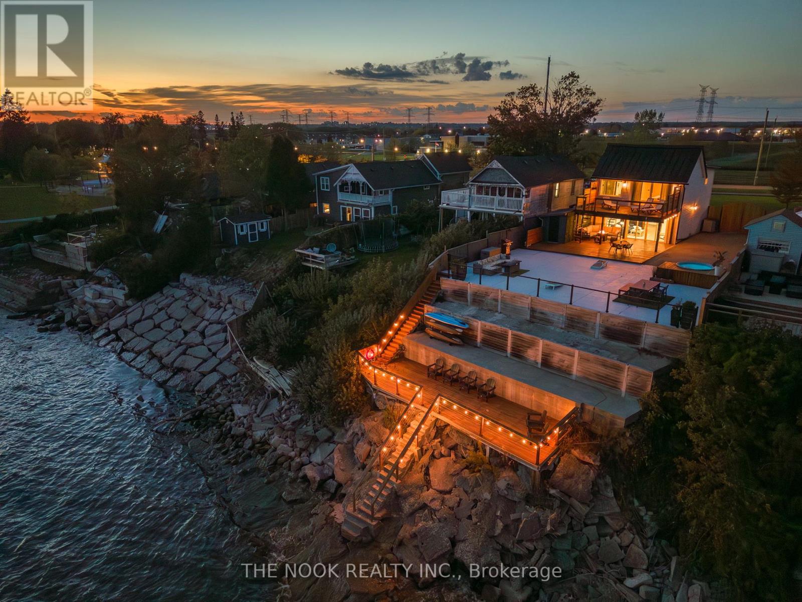 74 EAST BEACH ROAD, Clarington, Ontario