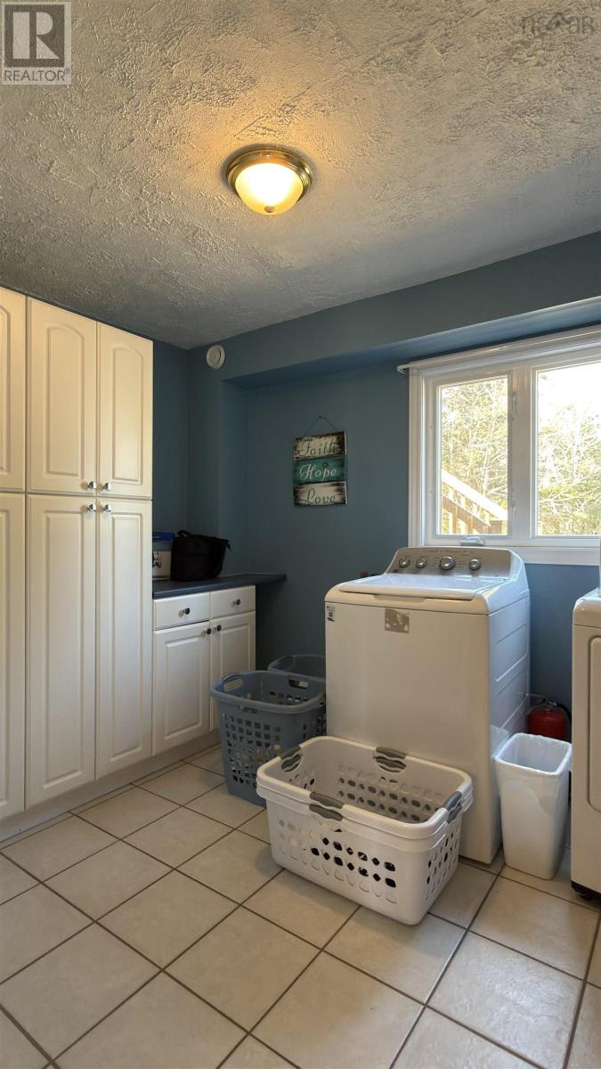 199 Green Hill Road, Alma, Nova Scotia  B0K 2A0 - Photo 6 - 202607099