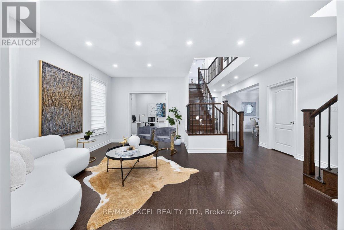 10 Deer Pass Road, East Gwillimbury, Ontario  L9N 0L6 - Photo 6 - N12879316