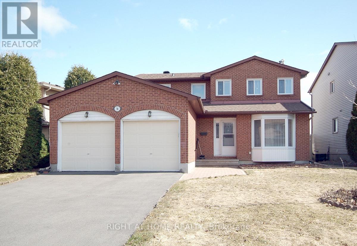 56 FOUR SEASONS DRIVE, Ottawa, Ontario