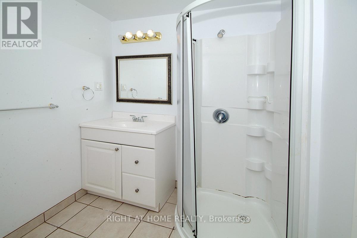 56 Four Seasons Drive, Ottawa, Ontario  K2E 7P8 - Photo 16 - X12987988