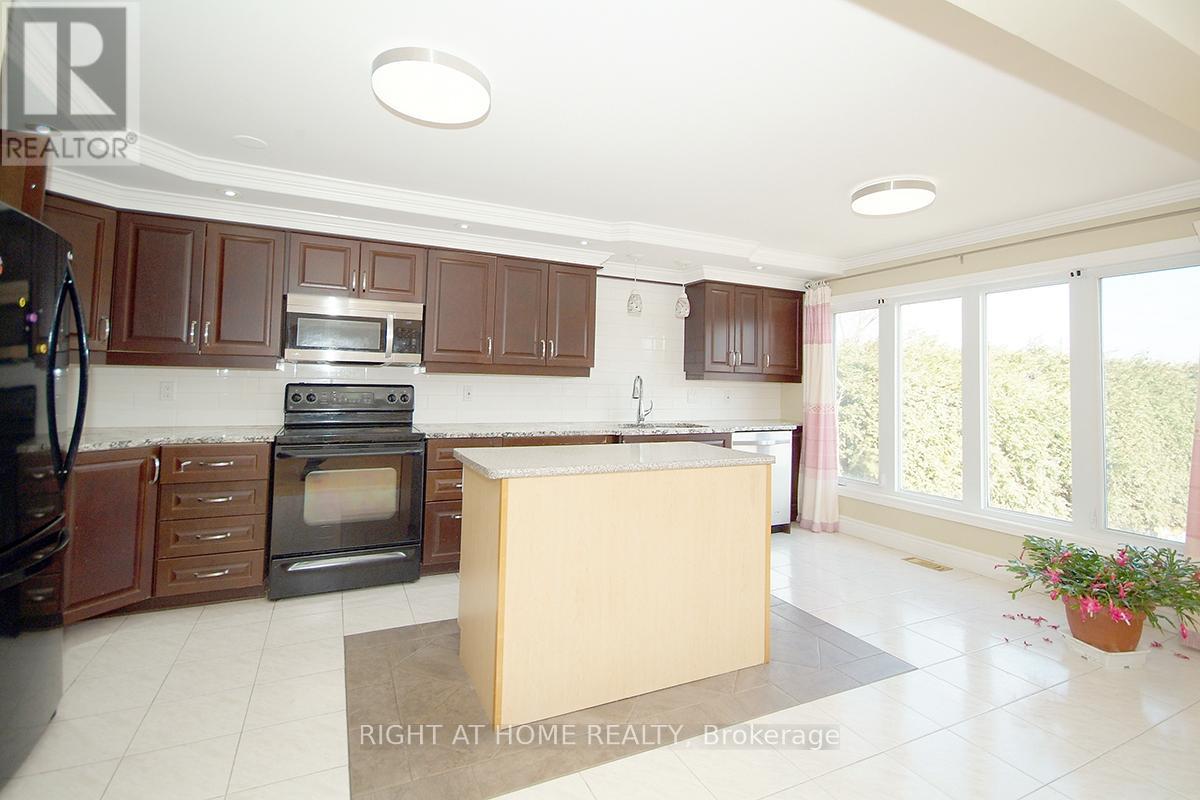 56 Four Seasons Drive, Ottawa, Ontario  K2E 7P8 - Photo 5 - X12987988