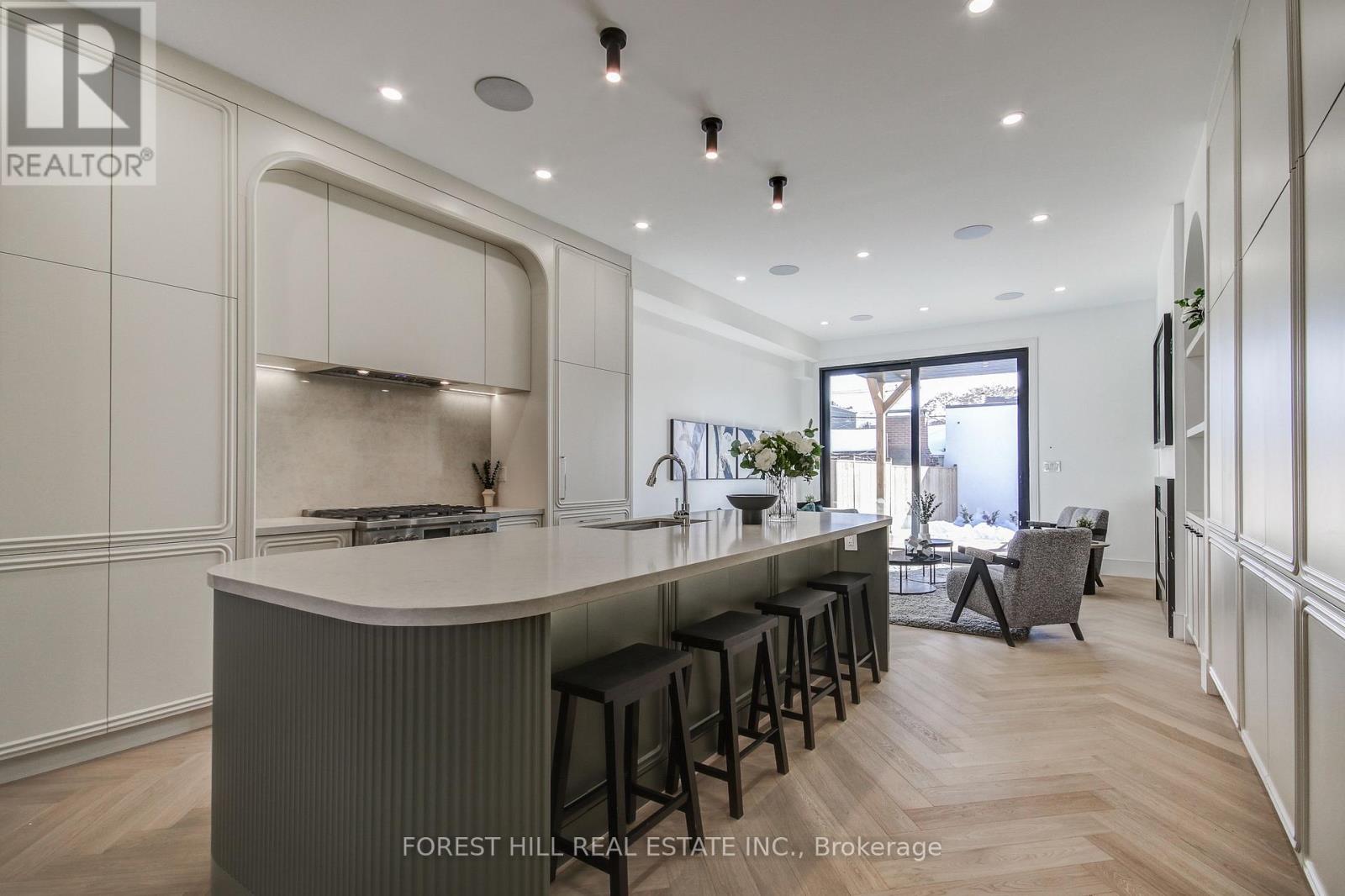 21 Foxley Street, Toronto, Ontario  M6J 1P9 - Photo 10 - C12987966