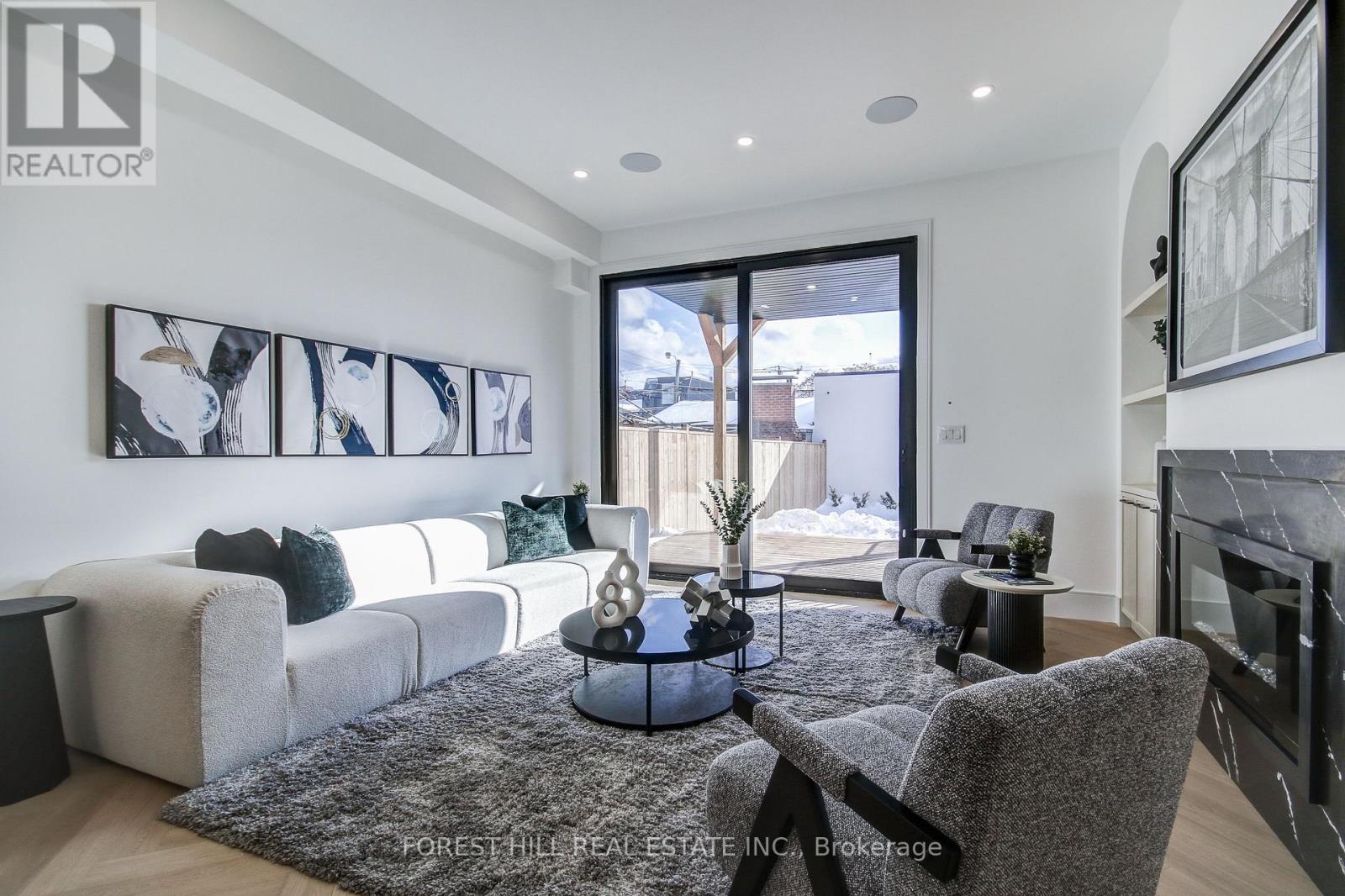 21 Foxley Street, Toronto, Ontario  M6J 1P9 - Photo 14 - C12987966