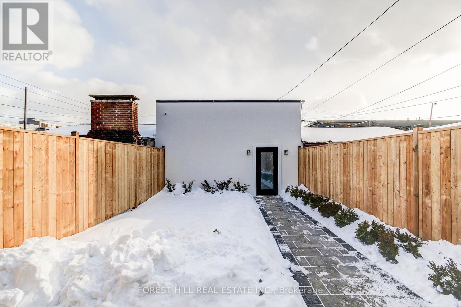 21 Foxley Street, Toronto, Ontario  M6J 1P9 - Photo 45 - C12987966