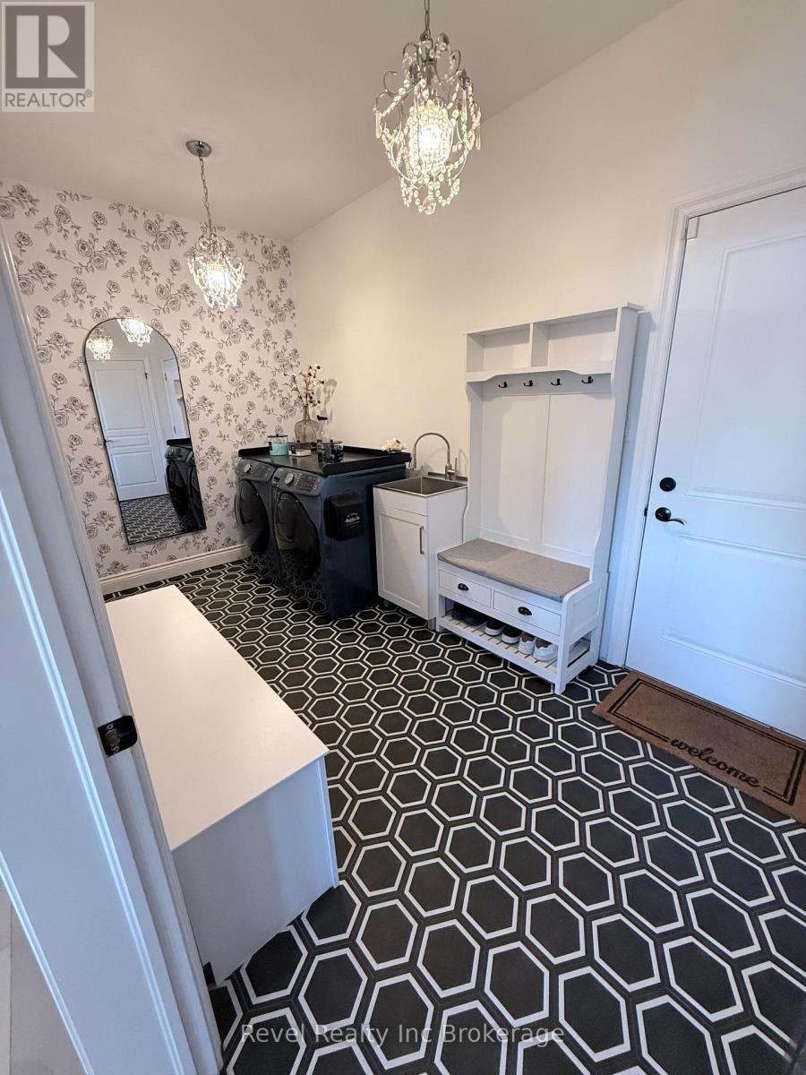 336 Munnoch Boulevard, Woodstock, Ontario  N4T 0H6 - Photo 23 - X12840592