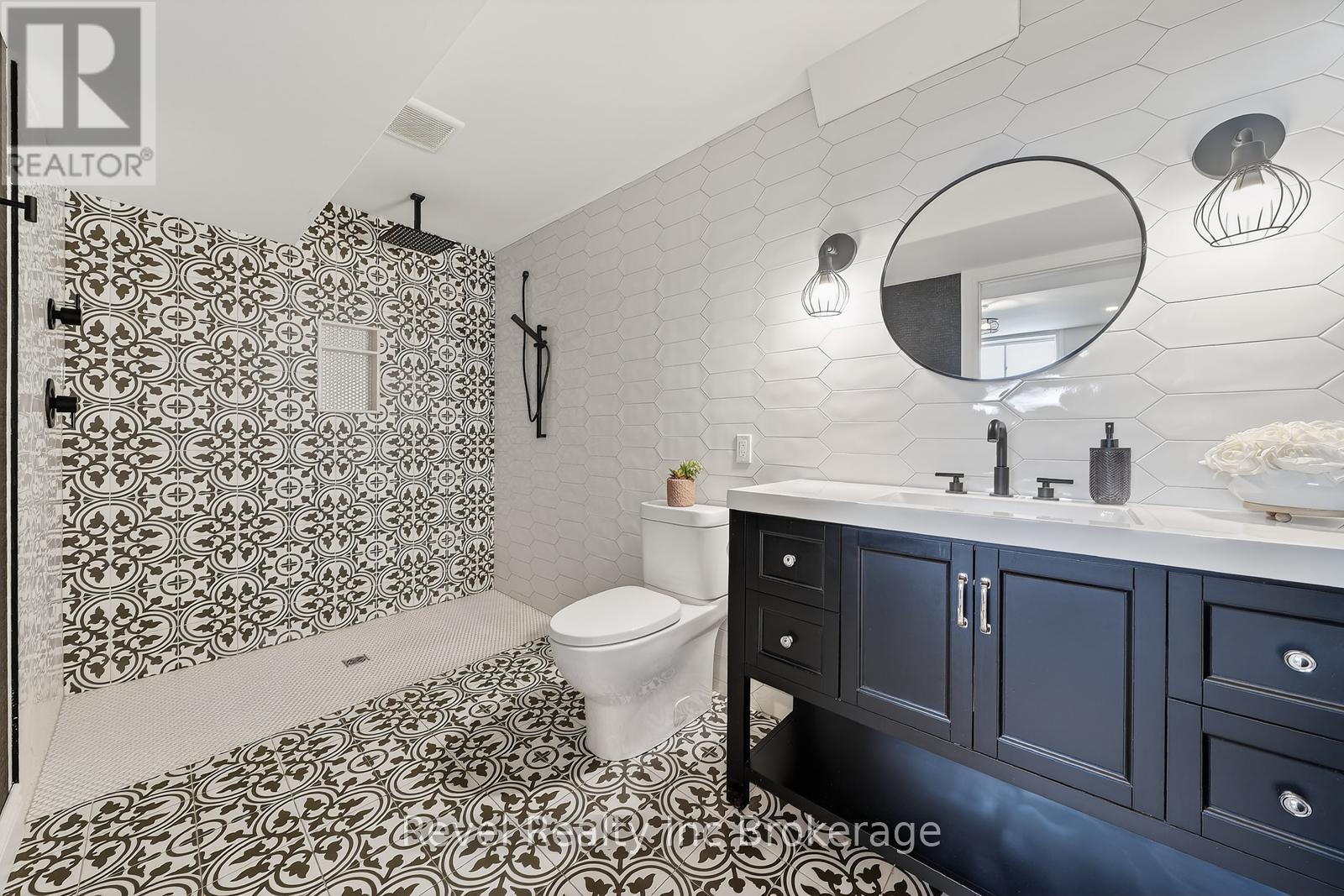 336 Munnoch Boulevard, Woodstock, Ontario  N4T 0H6 - Photo 36 - X12840592