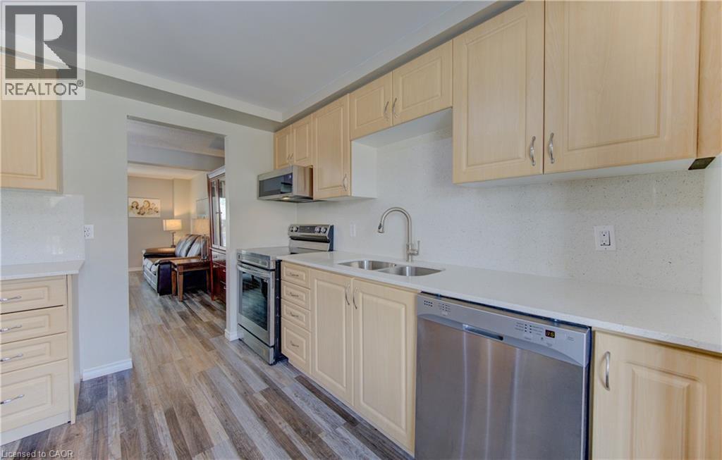 137 Eastforest Trail, Kitchener, Ontario  N2N 3E4 - Photo 7 - 40811714