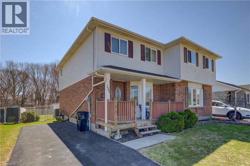 137 Eastforest Trail, Kitchener, Ontario  N2N 3E4 - Photo 1 - 40811714