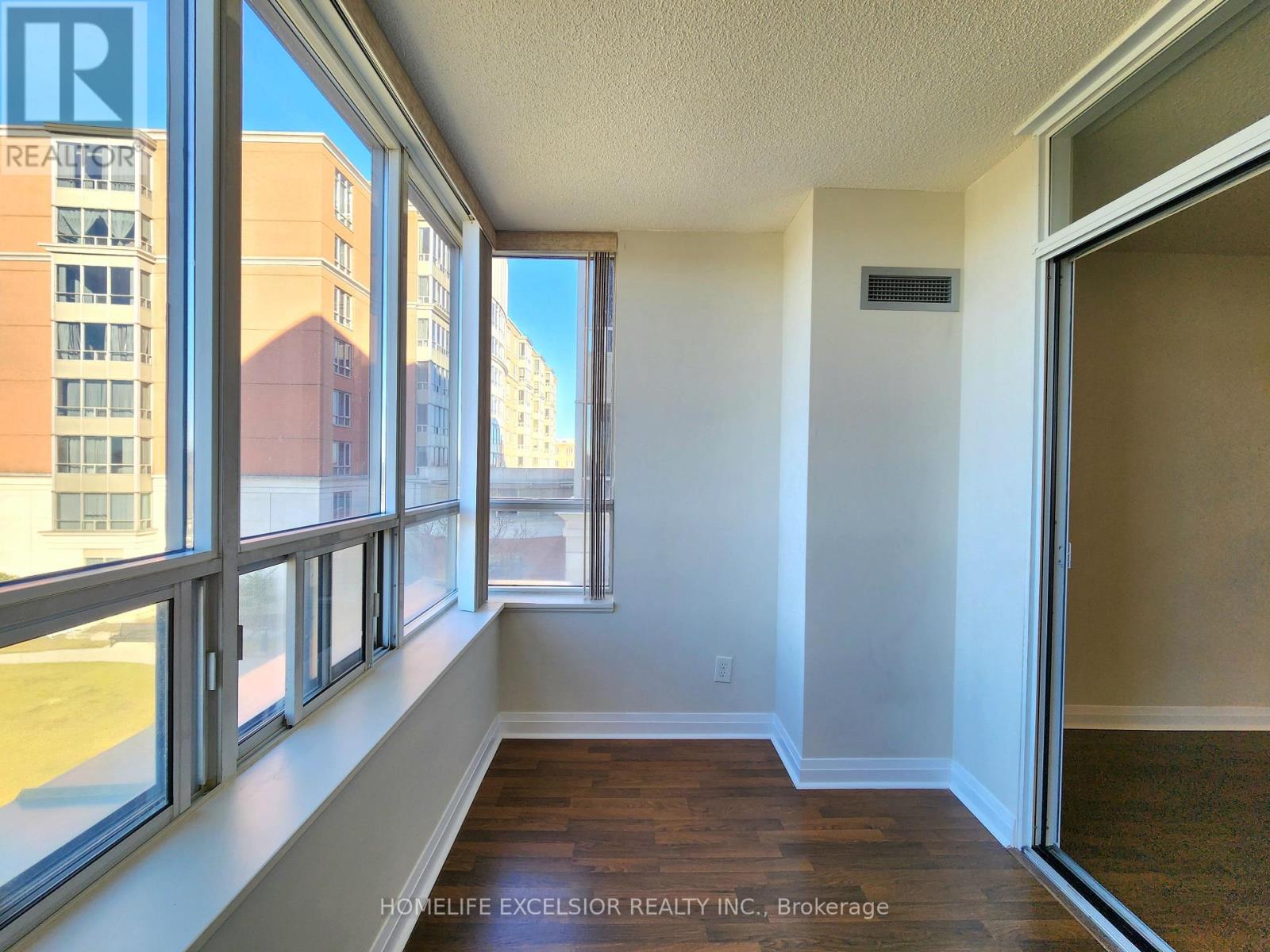 317 - 7363 Kennedy Road, Markham, Ontario  L3R 1G8 - Photo 7 - N12987972