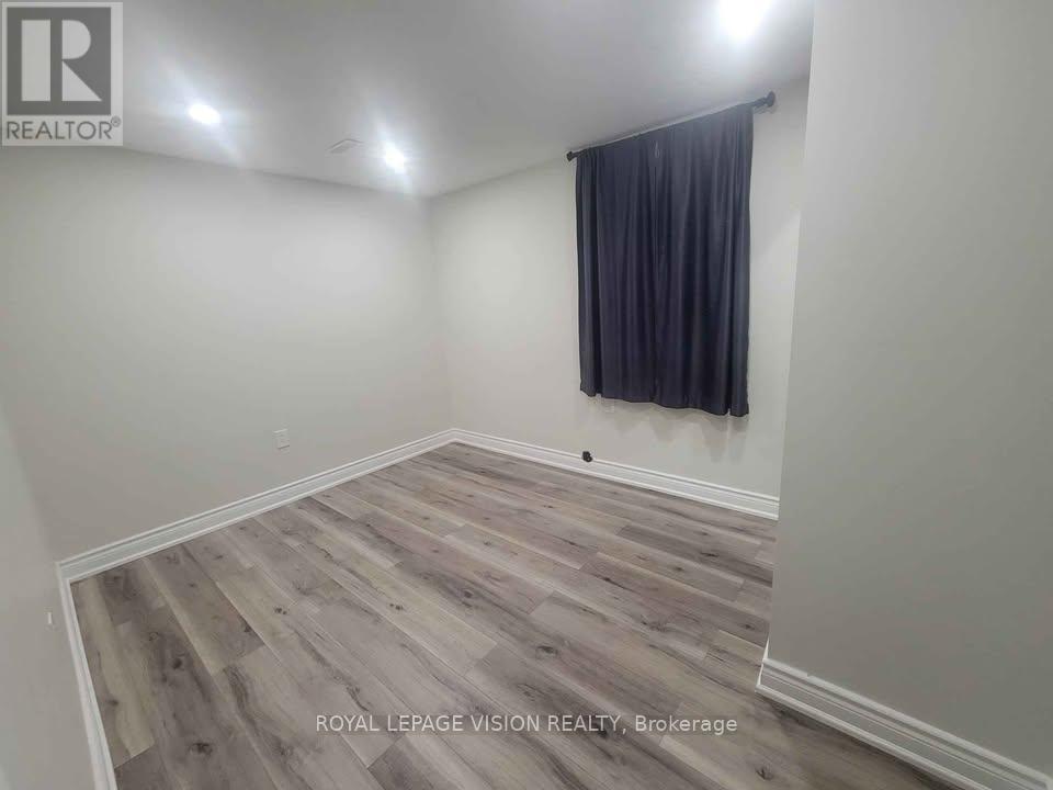 63 Rizal Avenue, Markham, Ontario  L6B 0G7 - Photo 8 - N12987974