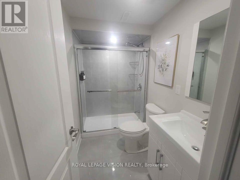 63 Rizal Avenue, Markham, Ontario  L6B 0G7 - Photo 9 - N12987974