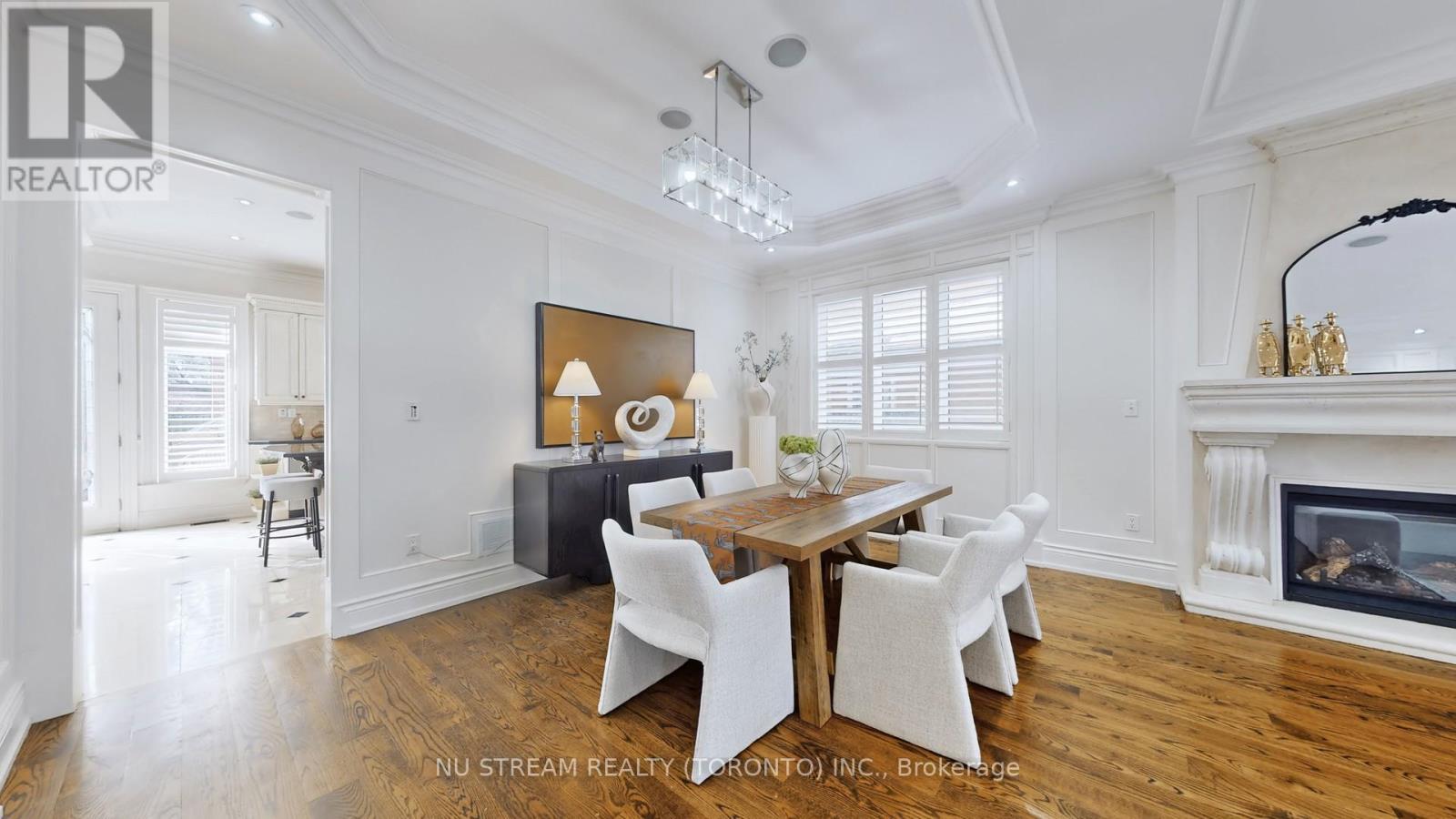 205 Byng Avenue, Toronto, Ontario  M2N 4L2 - Photo 4 - C12986822