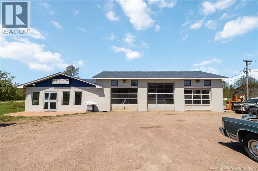 2094 Route 133, Grand-Barachois, New Brunswick  E4P 8J9 - Photo 4 - NB136825