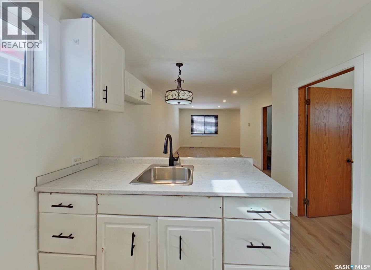 651 Queens Street, Regina, Saskatchewan  S4T 4A2 - Photo 6 - SK032643