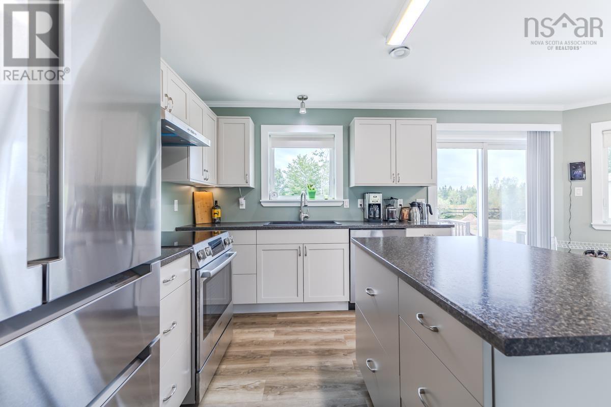 7048 Highway 2, Portapique, Nova Scotia  B0M 1B0 - Photo 14 - 202607054