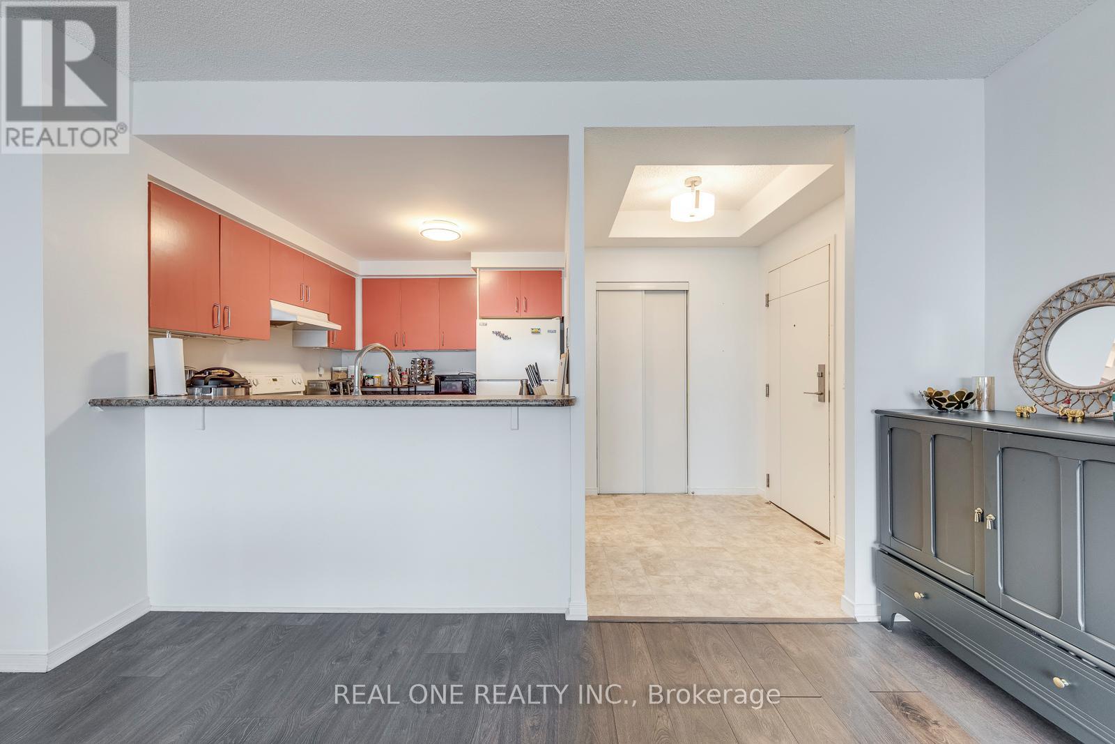 1005 - 2267 Lake Shore Boulevard W, Toronto, Ontario  M8V 3X2 - Photo 12 - W12987998