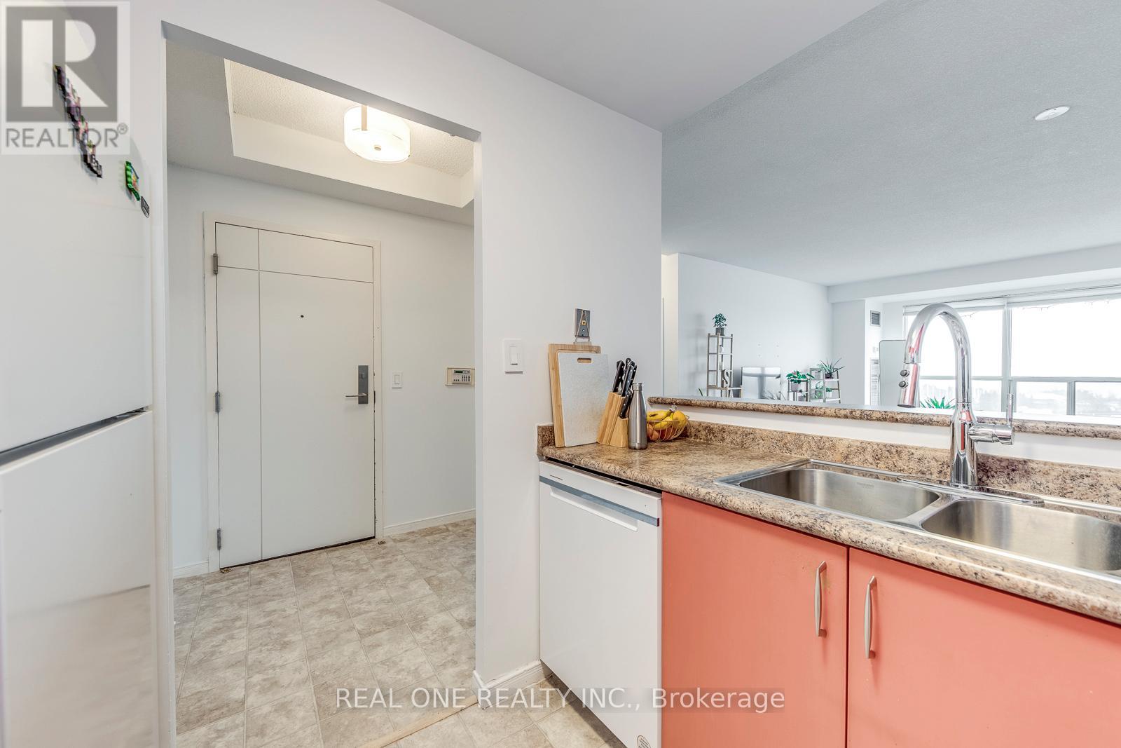 1005 - 2267 Lake Shore Boulevard W, Toronto, Ontario  M8V 3X2 - Photo 16 - W12987998