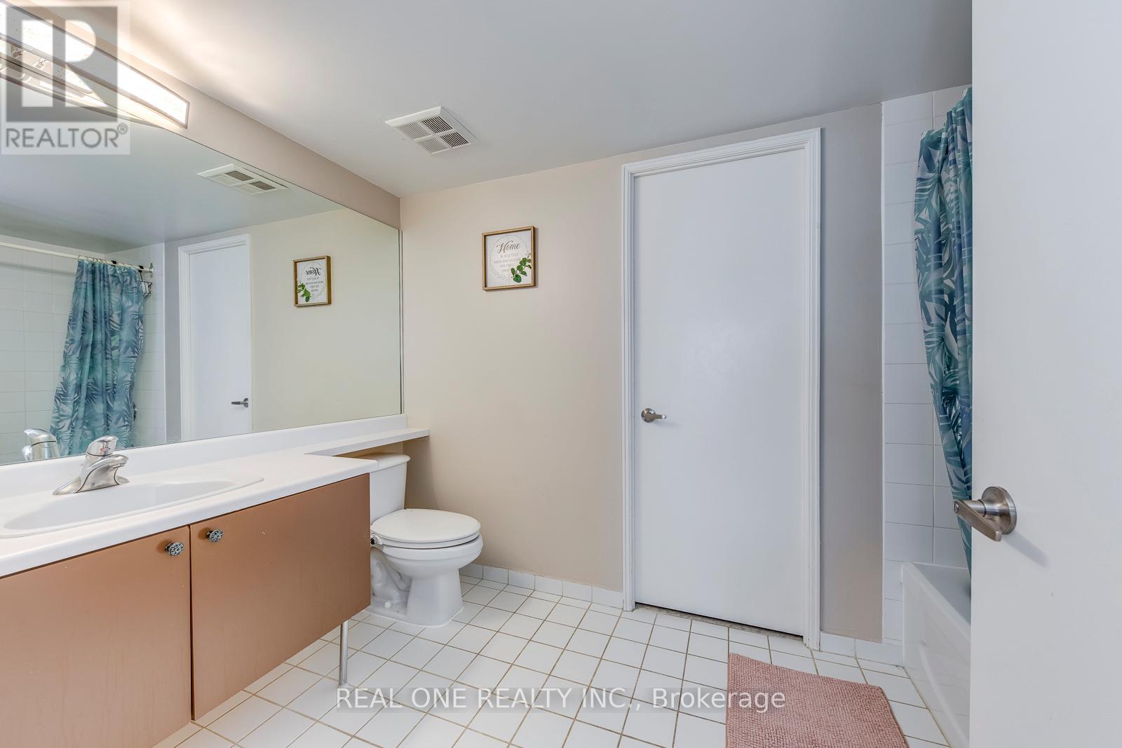 1005 - 2267 Lake Shore Boulevard W, Toronto, Ontario  M8V 3X2 - Photo 24 - W12987998