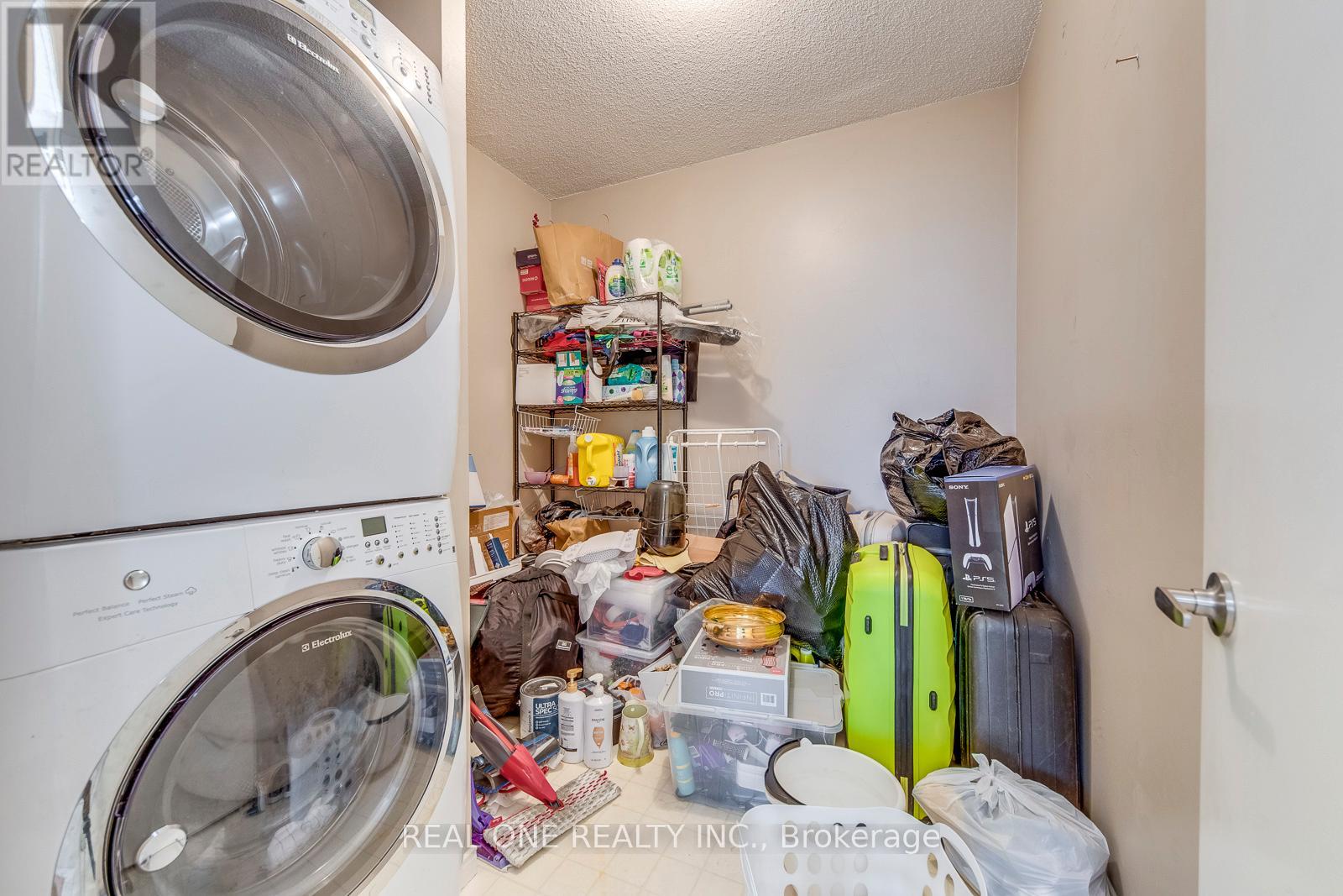 1005 - 2267 Lake Shore Boulevard W, Toronto, Ontario  M8V 3X2 - Photo 25 - W12987998