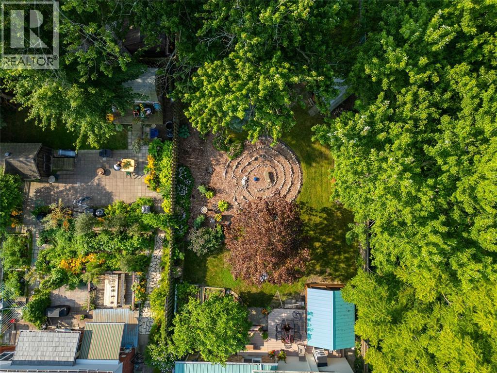 4361 Third Street, Petrolia, Ontario  N0N 1R0 - Photo 37 - 26007555