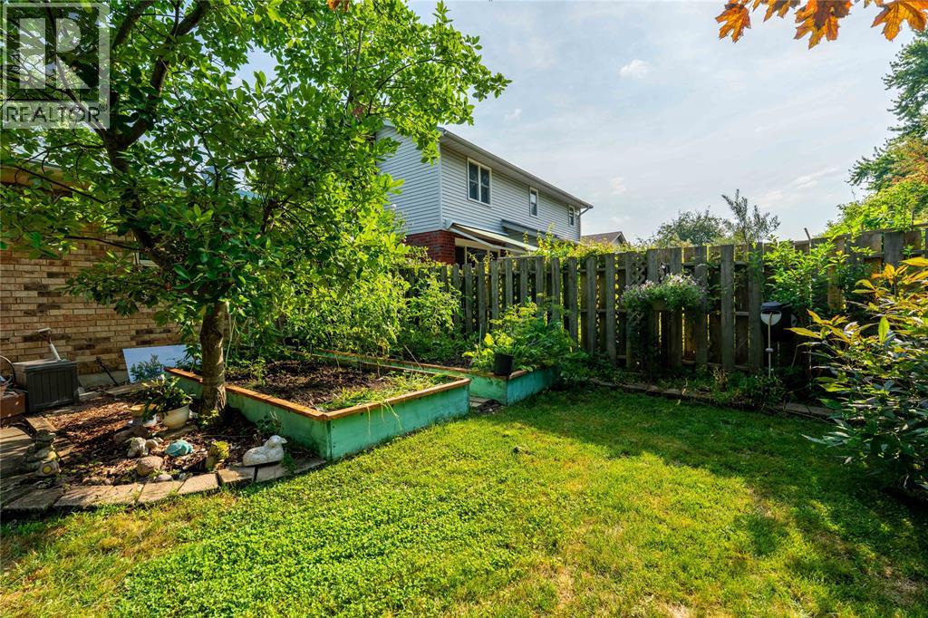 4361 Third Street, Petrolia, Ontario  N0N 1R0 - Photo 36 - 26007555