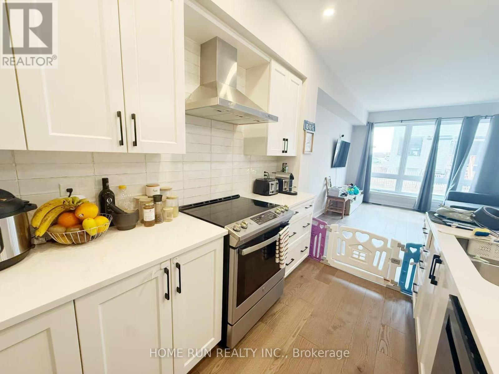 236 Sheaf Row N, Ottawa, Ontario  K2S 2V3 - Photo 4 - X12988008