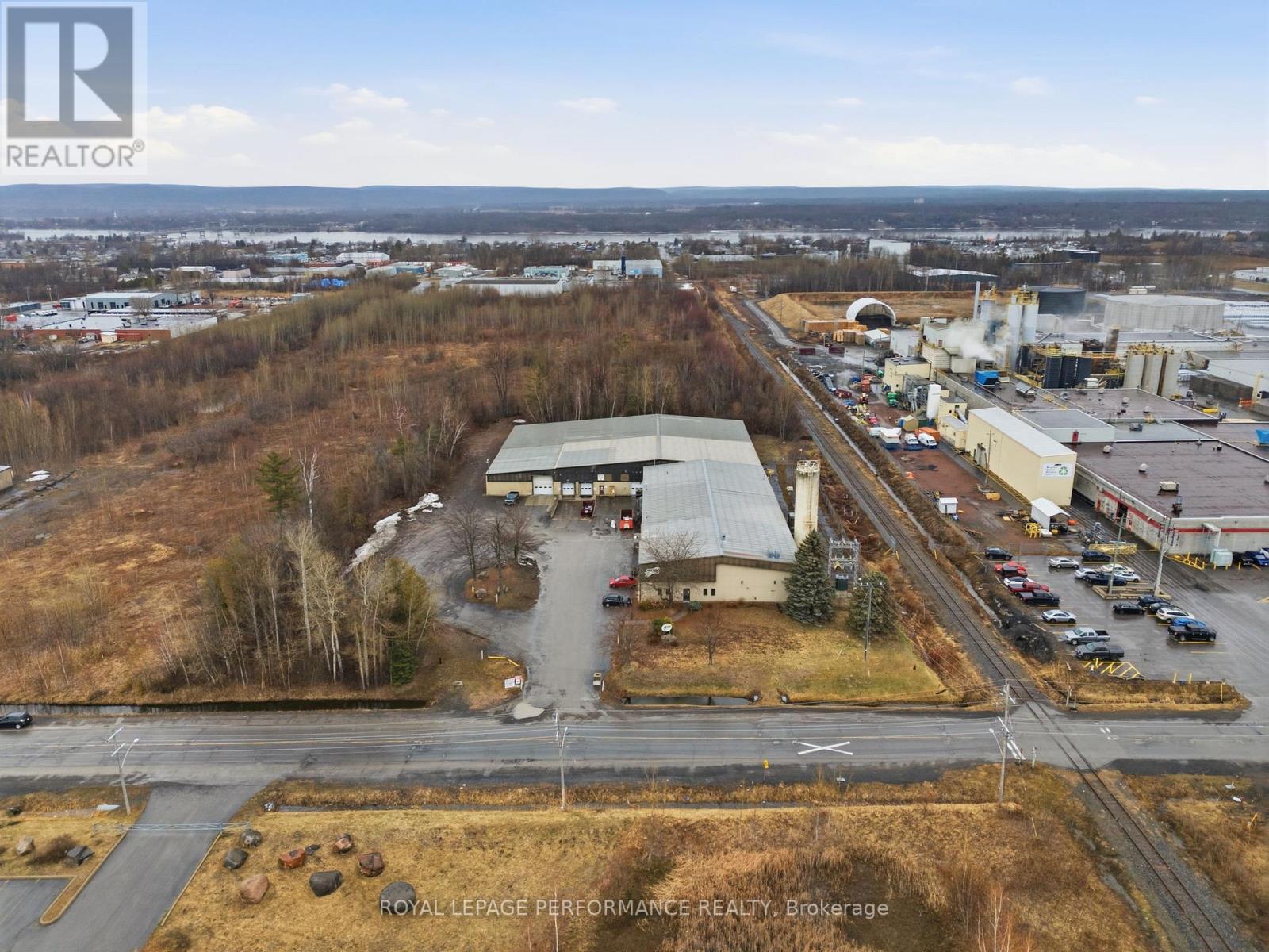 1301 Spence Avenue, Hawkesbury, Ontario  K6A 3T4 - Photo 3 - X12984282