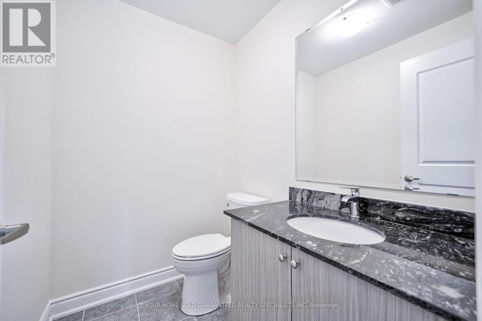 14 Bennington Road, Newmarket, Ontario  L3X 0M8 - Photo 21 - N12988006