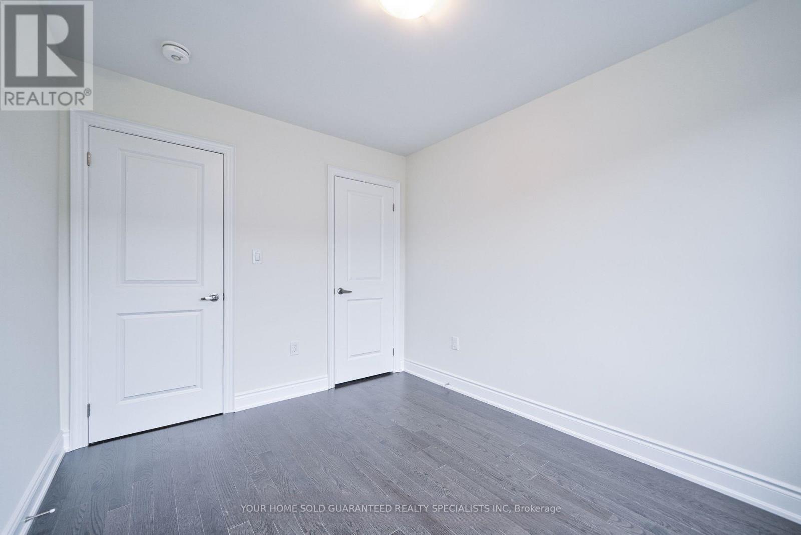 14 Bennington Road, Newmarket, Ontario  L3X 0M8 - Photo 32 - N12988006