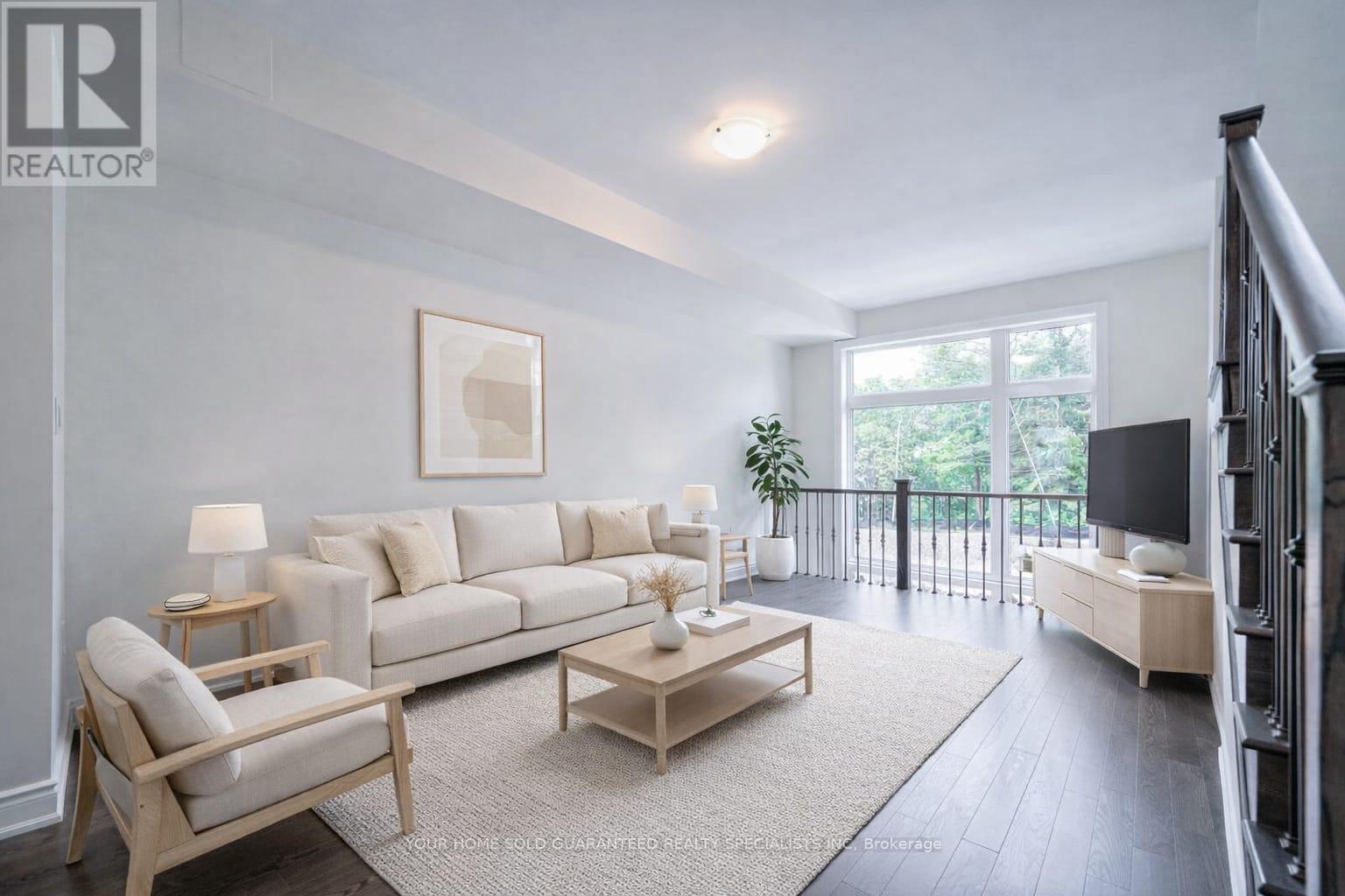 14 Bennington Road, Newmarket, Ontario  L3X 0M8 - Photo 6 - N12988006