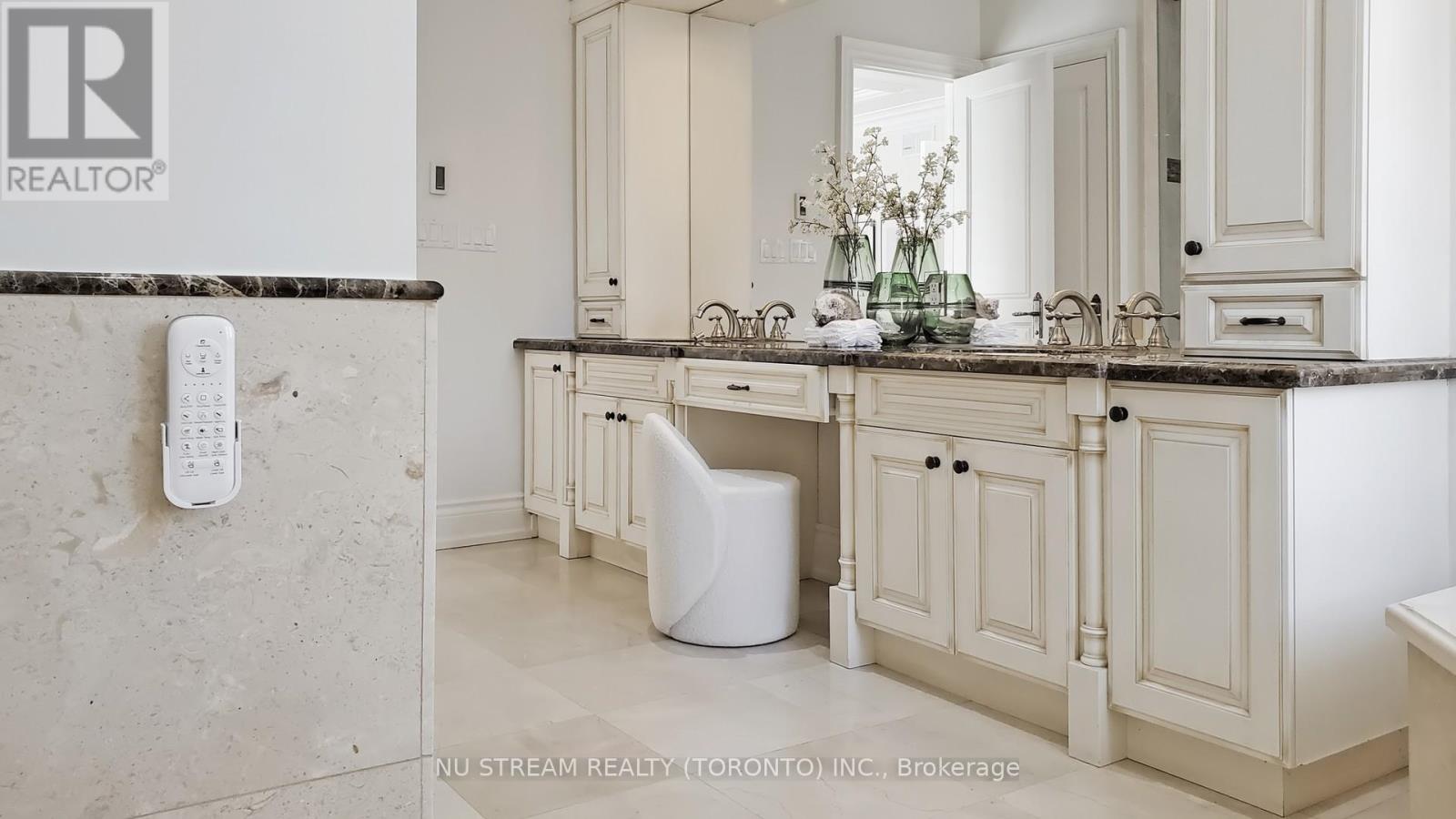 205 Byng Avenue, Toronto, Ontario  M2N 4L2 - Photo 20 - C12986822