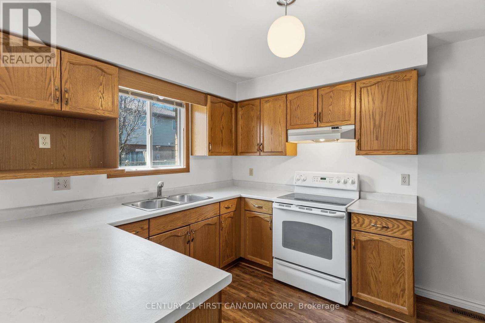 7 - 1920 Marconi Boulevard, London East, Ontario  N5V 4X8 - Photo 26 - X12988022