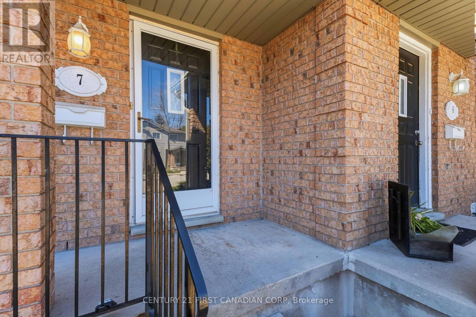 7 - 1920 Marconi Boulevard, London East, Ontario  N5V 4X8 - Photo 6 - X12988022