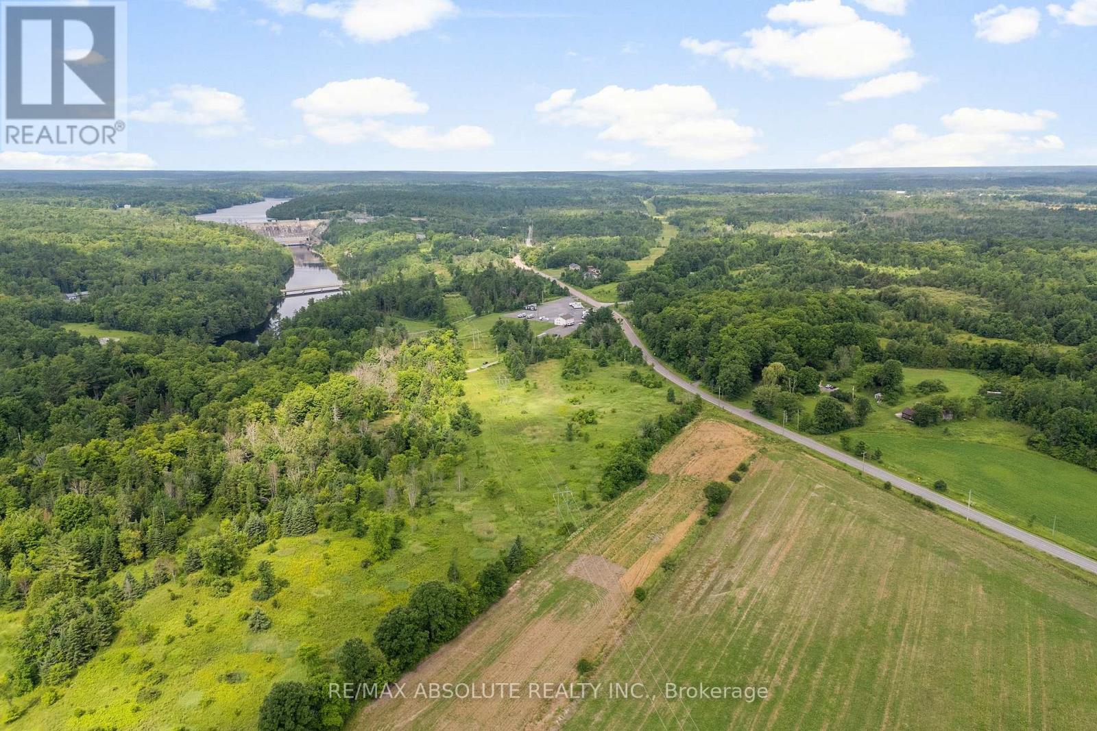 702 Part 18 Flat Rapids Road, Mcnab/braeside, Ontario  K7S 3G8 - Photo 5 - X12988018