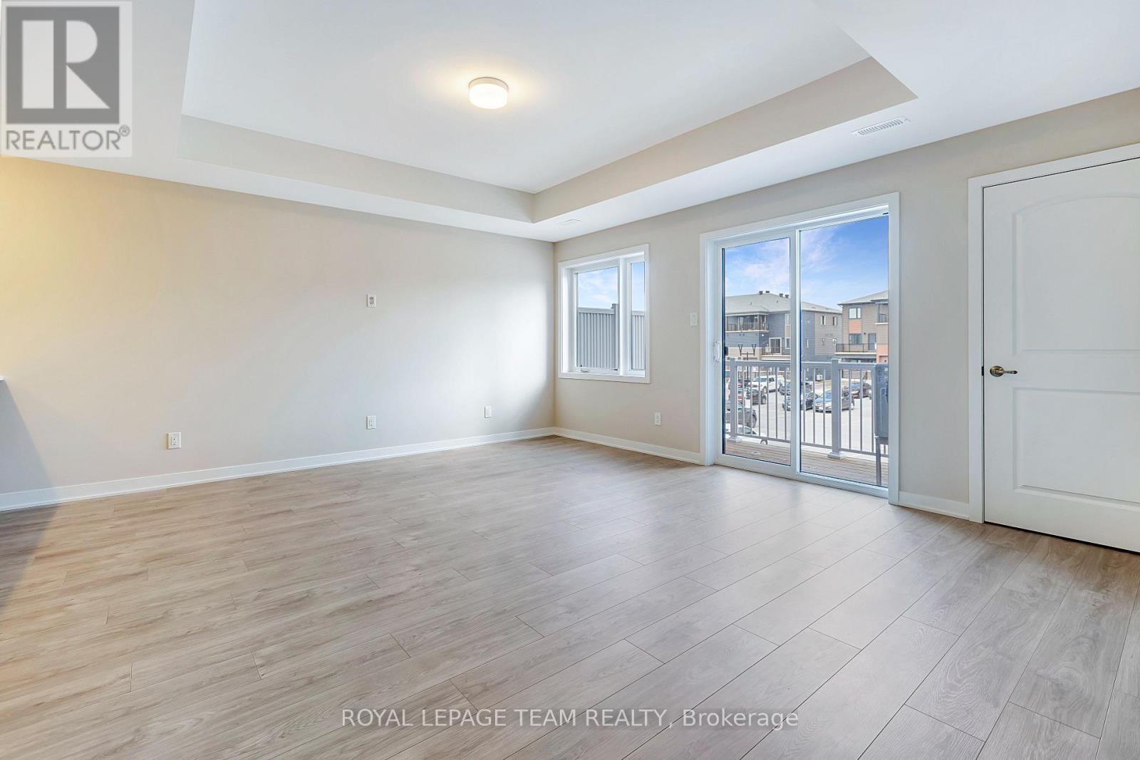 904 Parnian Private, Ottawa, Ontario  K2J 7K6 - Photo 3 - X12988026