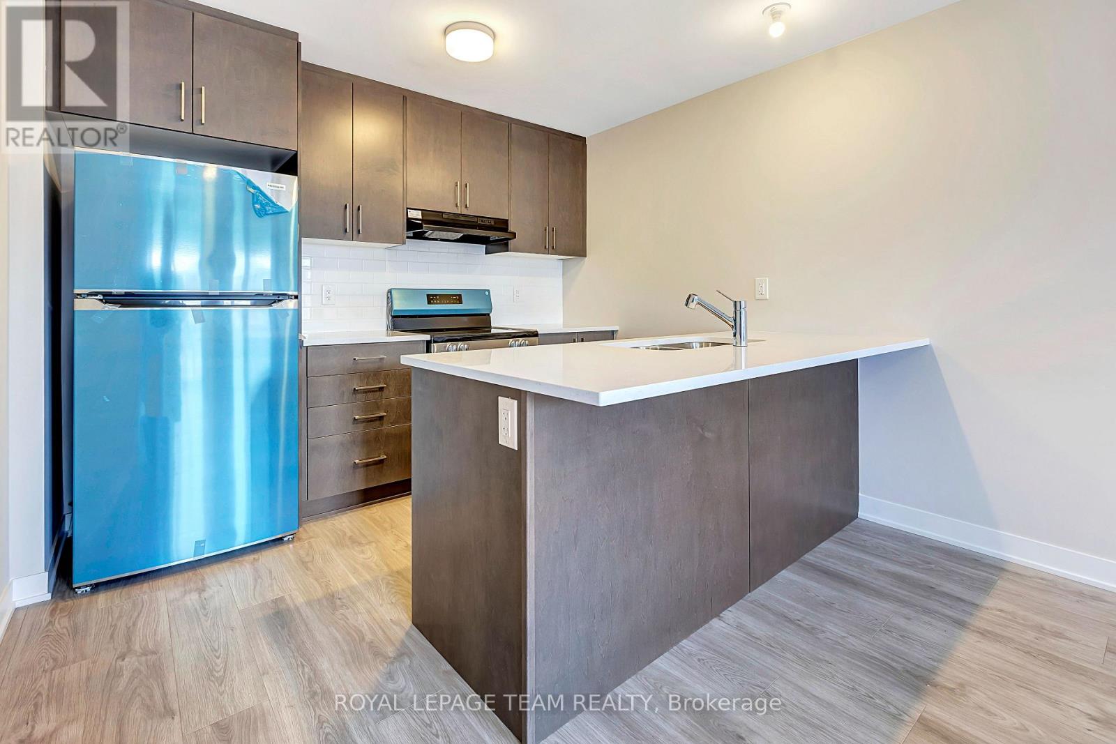 904 Parnian Private, Ottawa, Ontario  K2J 7K6 - Photo 7 - X12988026