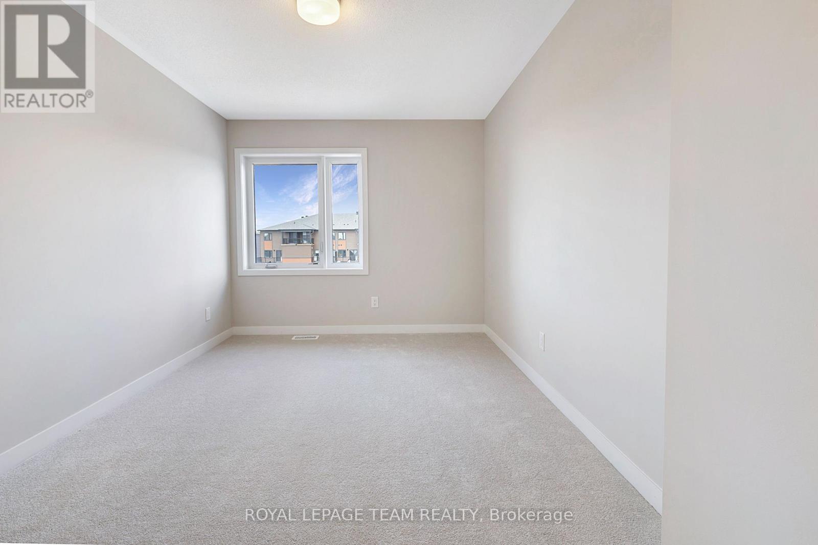 904 Parnian Private, Ottawa, Ontario  K2J 7K6 - Photo 9 - X12988026