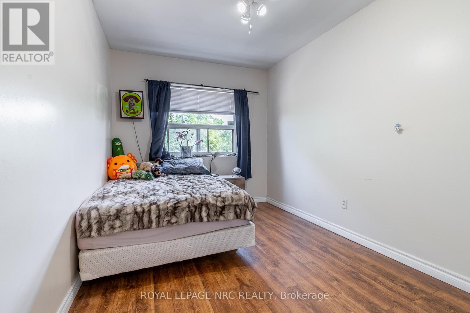 316 - 242 Oakdale Avenue, St. Catharines, Ontario  L2P 3K5 - Photo 19 - X12988012